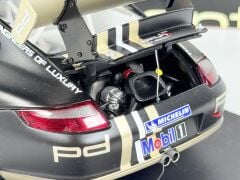 1/18 AUTOart Porsche 911 997 GT3 VIP Cup 2007 #89 - 80781