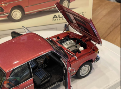 AUTOART - BMW - 2002tii 1972