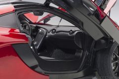 AUTOART - McLAREN - P1 2013
