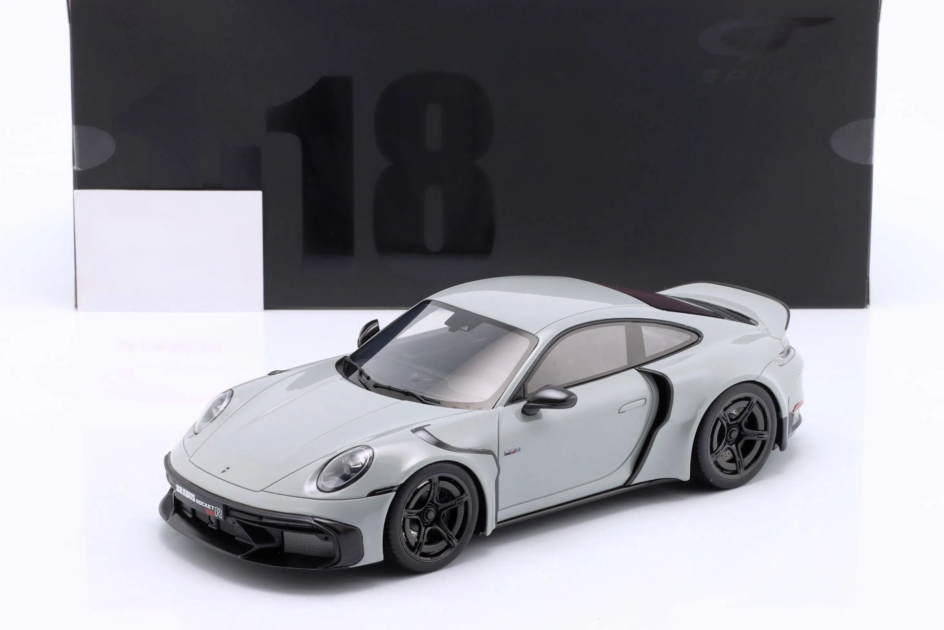 1/18 GT-SPIRIT - PORSCHE - 911 992 COUPE BRABUS 900 ROCKET-R 2023