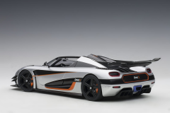 1/18 AUTOART - KOENIGSEGG - 1 ONE 2014