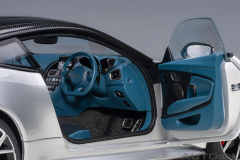 Ön Sipariş - 1/18 AUTOart Aston Martin DBS Superleggera (Lightning Silver)