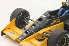 AUTOART - LOTUS - F1 99T N 11 JAPAN GP 1987 S.NAKAJIMA