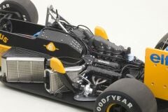 AUTOART - LOTUS - F1 99T N 11 JAPAN GP 1987 S.NAKAJIMA