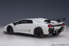 Ön Sipariş - 1/18 AUTOart Lamborghini Diablo SV-R (Impact White)
