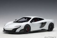 AUTOART - McLAREN - 675LT 2015