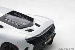 AUTOART - McLAREN - 675LT 2015