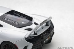 AUTOART - McLAREN - 675LT 2015