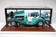 1/18 BAUER - BUGATTI - ROYALE ROADSTER ESDERS 1932