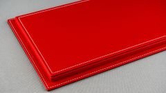 LYRD BOX 1:18 ÖLÇEK  RED MADONNA DERİ SERGİLEME STANDI - (BEYAZ DİKİŞ) LY121