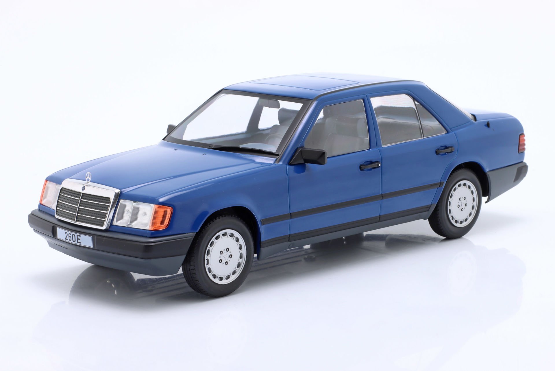 MCG - MERCEDES BENZ - E-CLASS 260E (W124) 1984