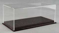 LYRD BOX 1:18 ÖLÇEK  ACI KAHVE DERİ SERGİLEME STANDI - (KIRMIZI DİKİŞ) LY122