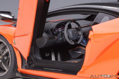 Ön Sipariş - 1/18 AUTOart Lamborghini Centenario (Arancio Argos)