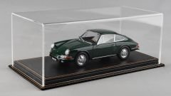 LYRD BOX 1:18 ÖLÇEK  FREEMONT BLACK DERİ SERGİLEME STANDI - (TURUNCU DİKİŞ) LY123