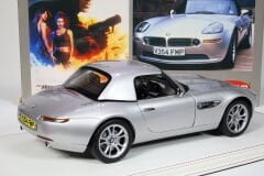 1/12 KYOSHO - BMW - Z8 SPIDER 1999 - 007 JAMES BOND - WITH ACCESSORIES - THE WORLD IS NOT ENOUGH - IL MONDO NON BASTA