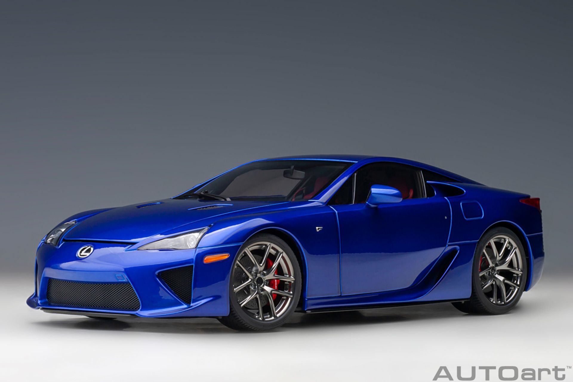 AUTOART - LEXUS - LFA COUPE 2012