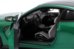 Ön Sipariş - 1/18 MINICHAMPS BMW M4 2024 Green Metallic - 110020142