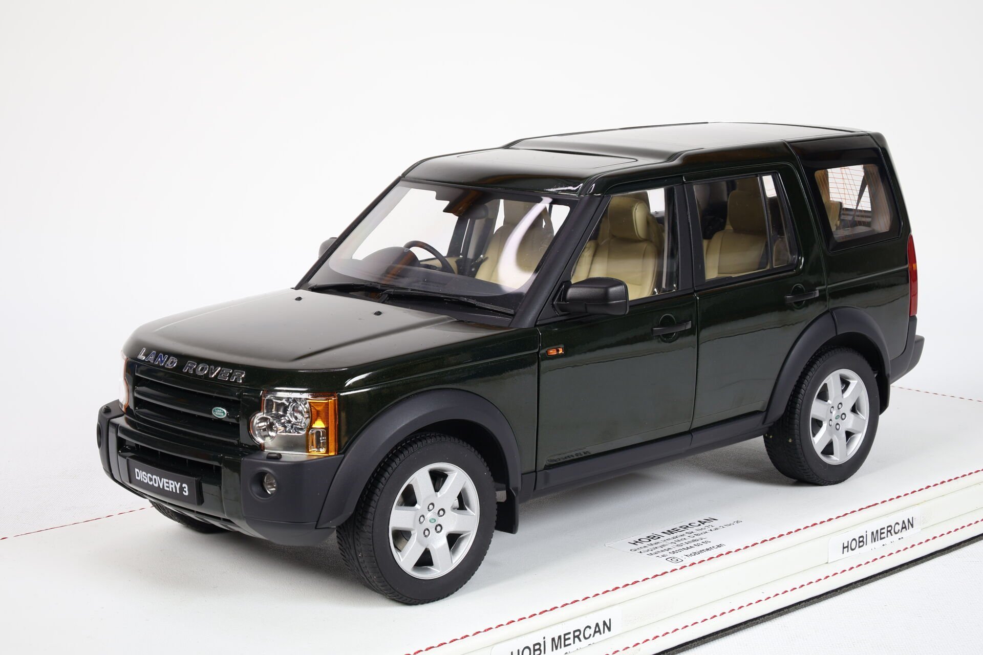 AUTOART - LAND ROVER - LAND DISCOVERY 3 2005