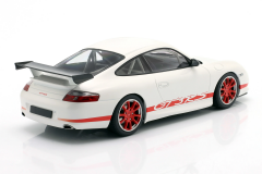 Ön Sipariş - 1/18 MINICHAMPS Porsche 911 (996) GT3 RS year 2002 white - 155062020