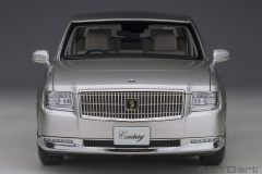 Ön Sipariş - 1/18 AUTOart Toyota Century with curtains (Silver) - 78770