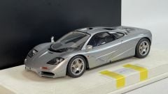MAKE-UP - MCLAREN F1 ROAD CAR 1994 SILVER