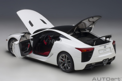 Ön Sipariş - 1/18 AUTOart Lexus LFA (Whitest White/Carbon) - 78851