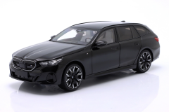 Ön Sipariş - 1/18 MINICHAMPS BMW i5 M60 Touring Year 2024 black metallic - 110023602