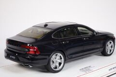 PAUDI - VOLVO S90 BLACK