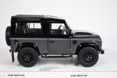 1/18 KYOSHO - LAND ROVER - LAND NEW DEFENDER 90 AUTOBIOGRAPHY 2007