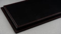 LYRD BOX 1:18 ÖLÇEK GEDİK BLACK DERİ SERGİLEME STANDI - (KIRMIZI DİKİŞ) LY211