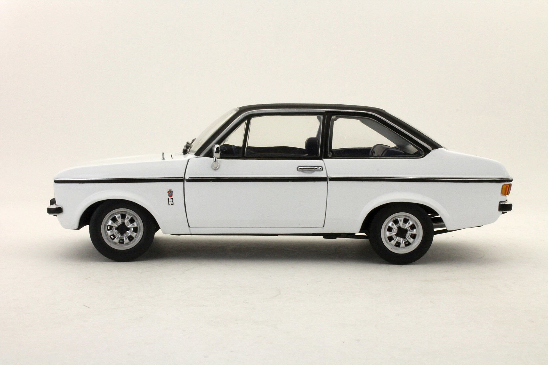 Sunstar 1/18 Ford Escort Mk II #1 – Vainqueur Rallye Lombard RAC 1979 – En Boîte