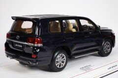 1/18 NZG - TOYOTA - LAND CRUISER 2020