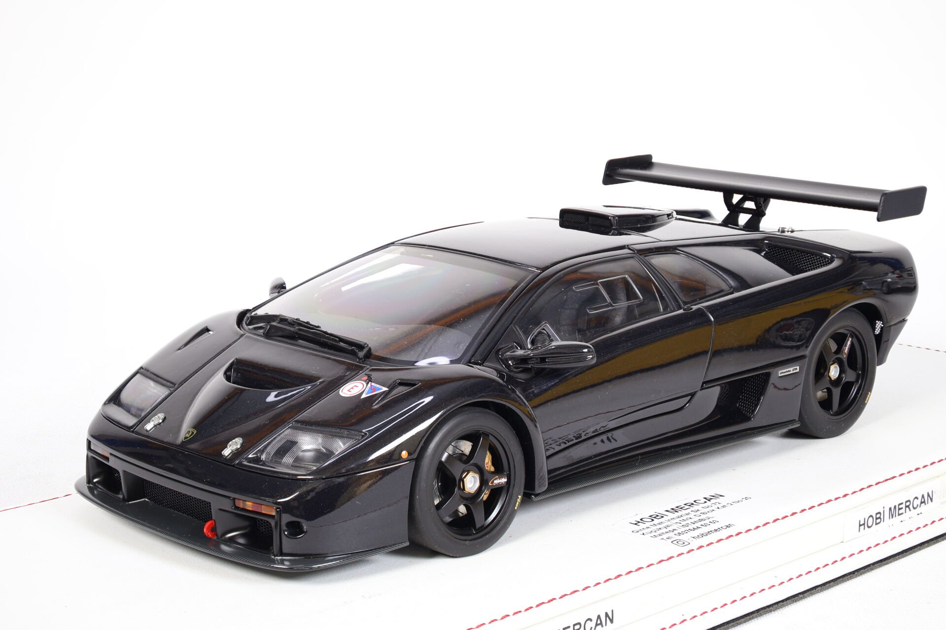 1/18 AUTOart Lamborghini Diablo GTR Black