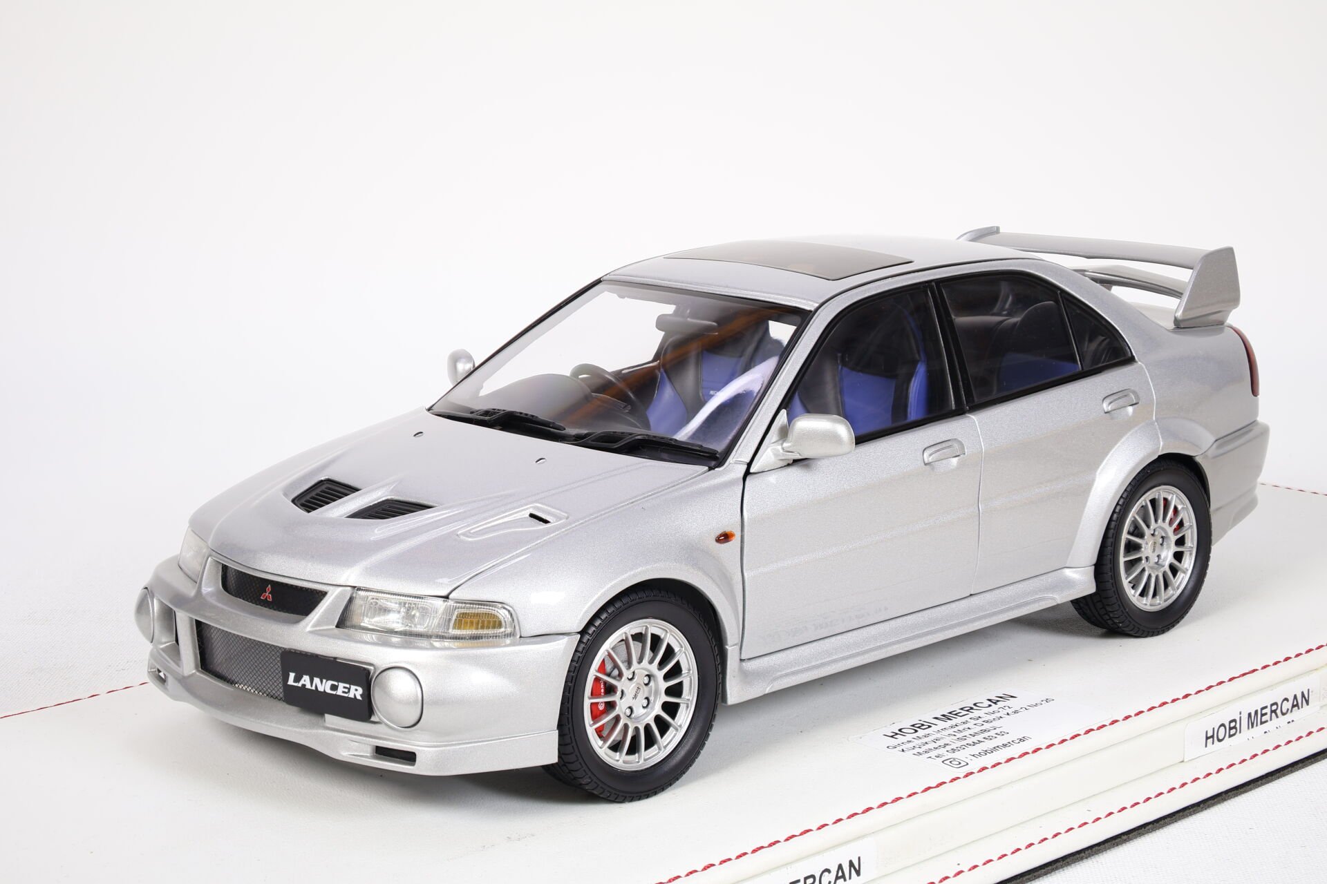1/18 AUTOart Mitsubishi Lancer Evo VI Evo 6 Street Car RHD (Silver)