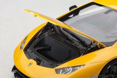 AUTOART - LAMBORGHINI - HURACAN LP640-4 PERFORMANTE 2017