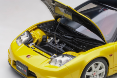 Ön Sipariş - 1/18 AUTOart Honda NSX-R (NA2) (Indy Yellow Pearl) - 73214