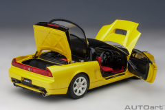 Ön Sipariş - 1/18 AUTOart Honda NSX-R (NA2) (Indy Yellow Pearl) - 73214