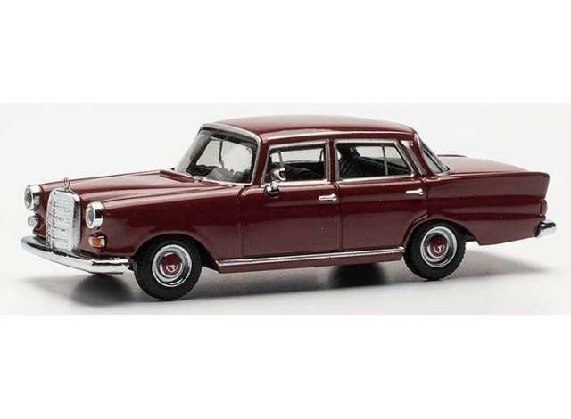 1/87 Mercedes Benz 200 Heckflosse, red
