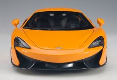 AUTOART - McLAREN - 570S 2015