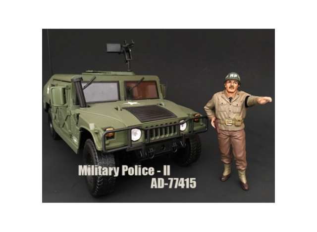 1/18 wwii us military police figure #2 with riffle