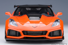 Ön Sipariş - 1/18 AUTOart Chevrolet Corvette C7 ZR1 (Sebring Orange Tintcoat) - 71279