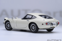 Ön Sipariş - 1/18 AUTOart Toyota 2000GT 1967 (White) - 79546