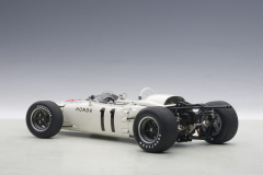 1/18 AUTOART Honda RA272 F1 Grand Prix Mexico 1965 #11 - 86597
