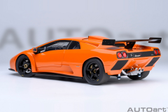 Ön Sipariş - 1/18 AUTOart Lamborghini Diablo GTR (Arancio Ishtar) - 79139