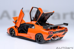 Ön Sipariş - 1/18 AUTOart Lamborghini Diablo GTR (Arancio Ishtar) - 79139