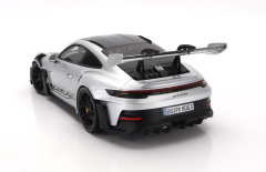 MINICHAMPS - PORSCHE - 911 992 GT3 RS COUPE WITH BLACK DECOR 2023