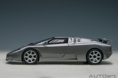 Ön Sipariş - 1/18 AUTOart Bugatti EB110 SS (Grigio Metallizzato) - 70916