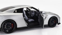MOTORHELIX - NISSAN - SKYLINE GT-R (R35) WITH ENGINE AND ACCESSORIES 2016
