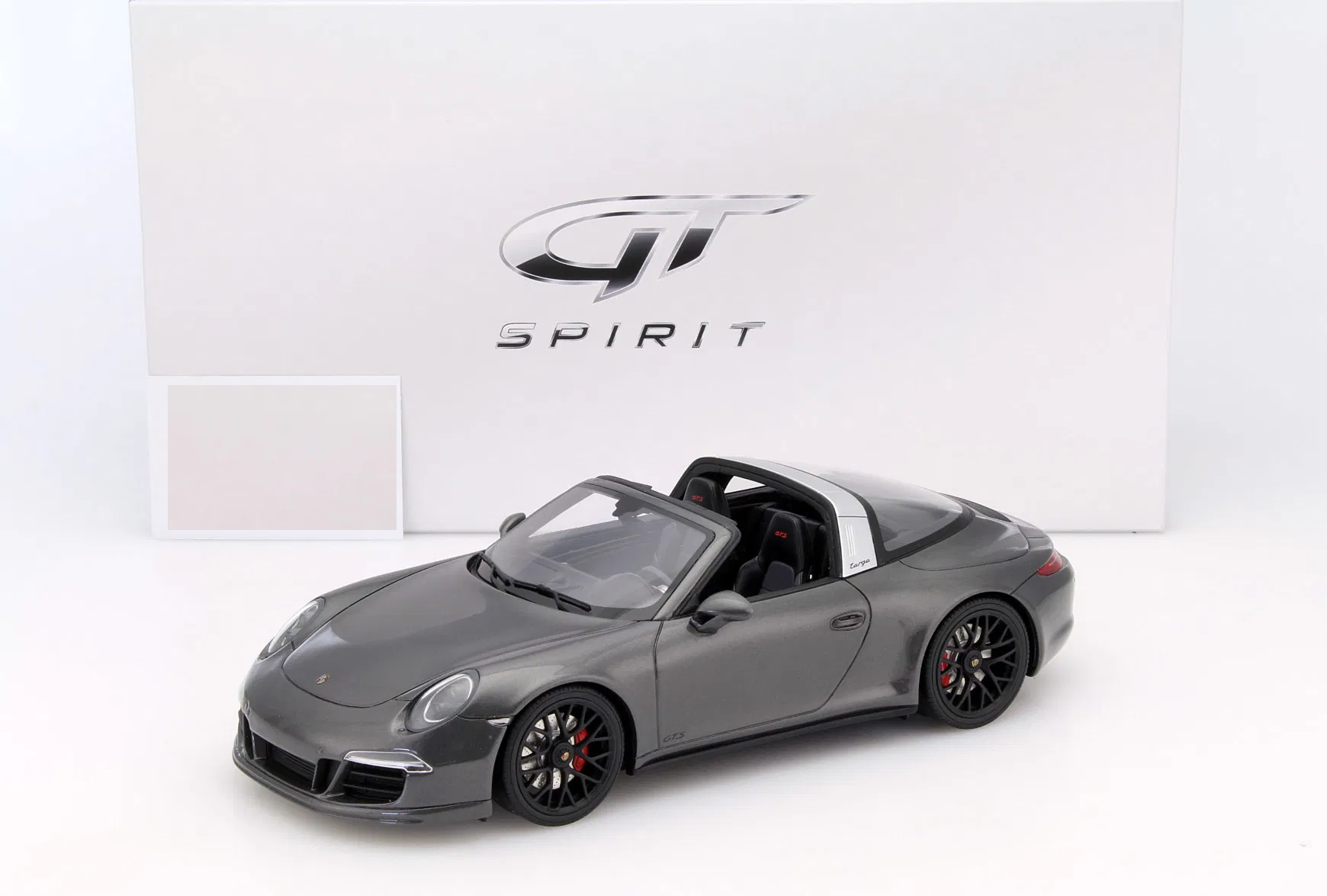 1/18 GT SPİRİT Porsche 911 991 Targa 4 GTS 2015 Grey - ZM042
