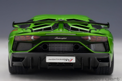 Ön Sipariş - 1/18 AUTOart Lamborghini Aventador SVJ (Verde Alceo) - 79178